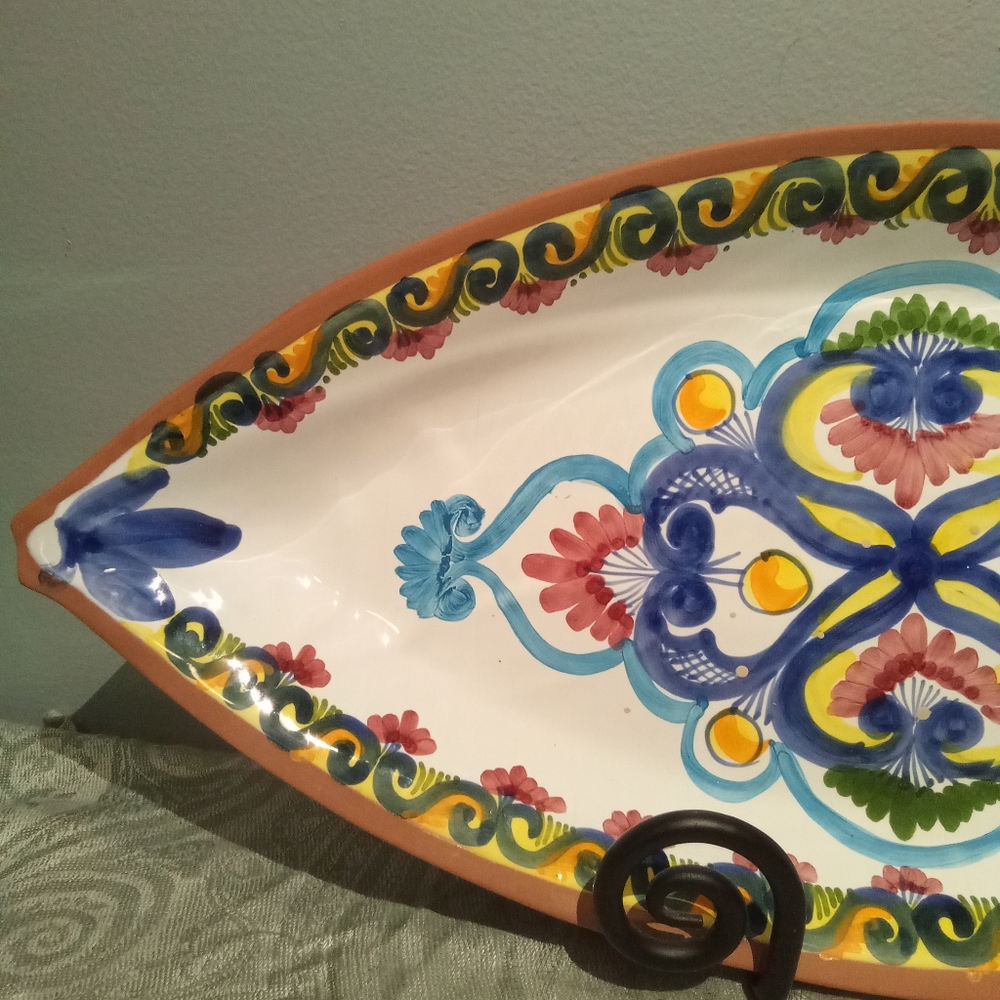 Handmade, painted fish platter - Picture 3 of 6